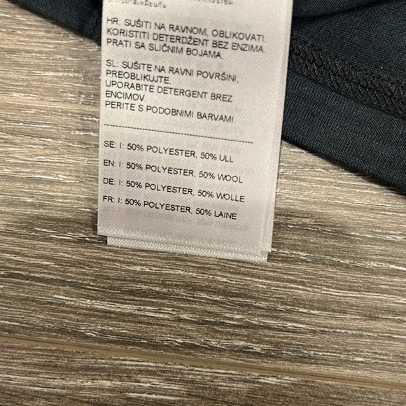 Fjallraven high coast first layer. Size XL. NWT. - Picture 8 of 8